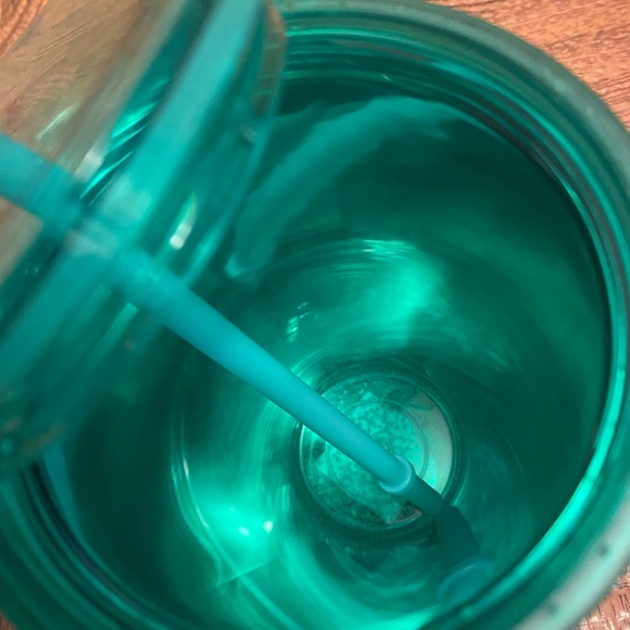 Starbucks Grande Tumbler - Picture 2 of 4